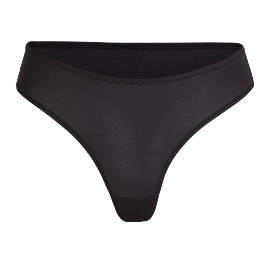 Skims Fits Everybody Thong Color Onyx
